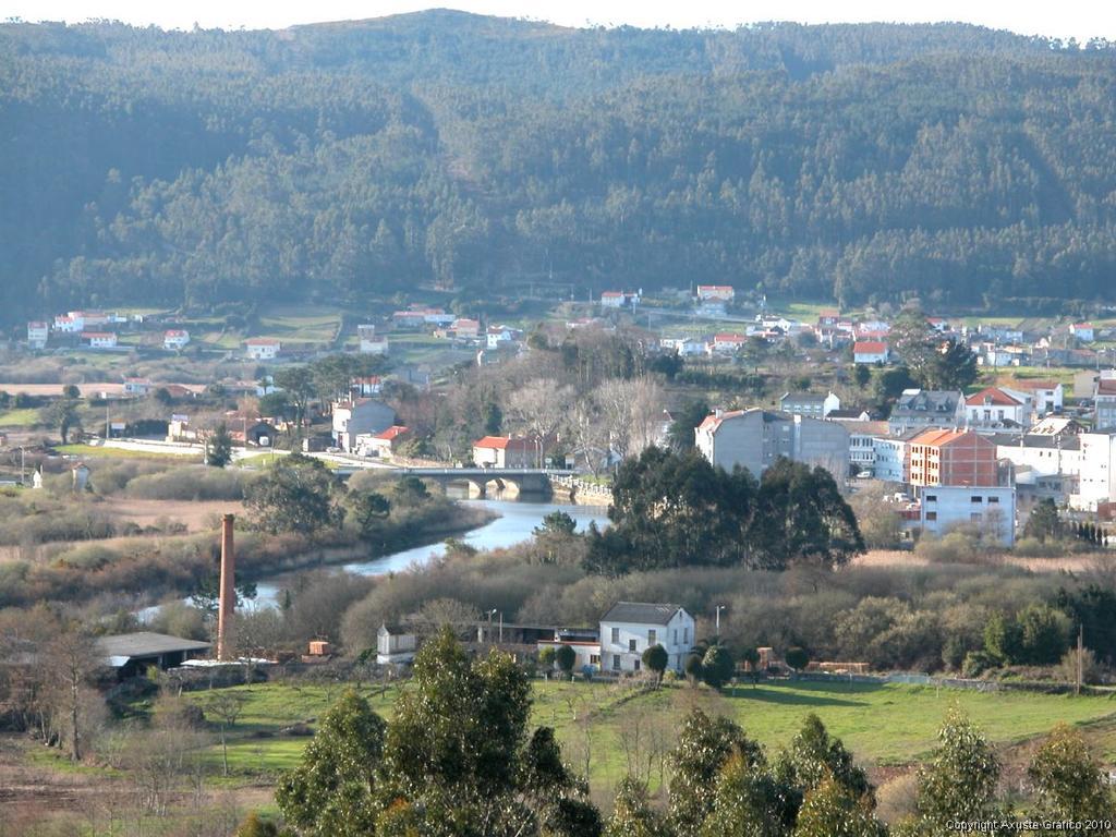 Pensión Teyma Ponteceso Bagian luar foto